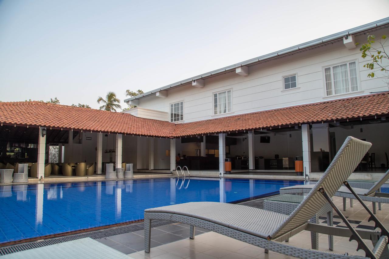 The Covanro - Katunayake Gampaha Bagian luar foto
