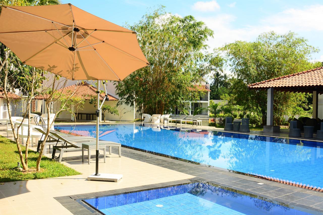 The Covanro - Katunayake Gampaha Bagian luar foto